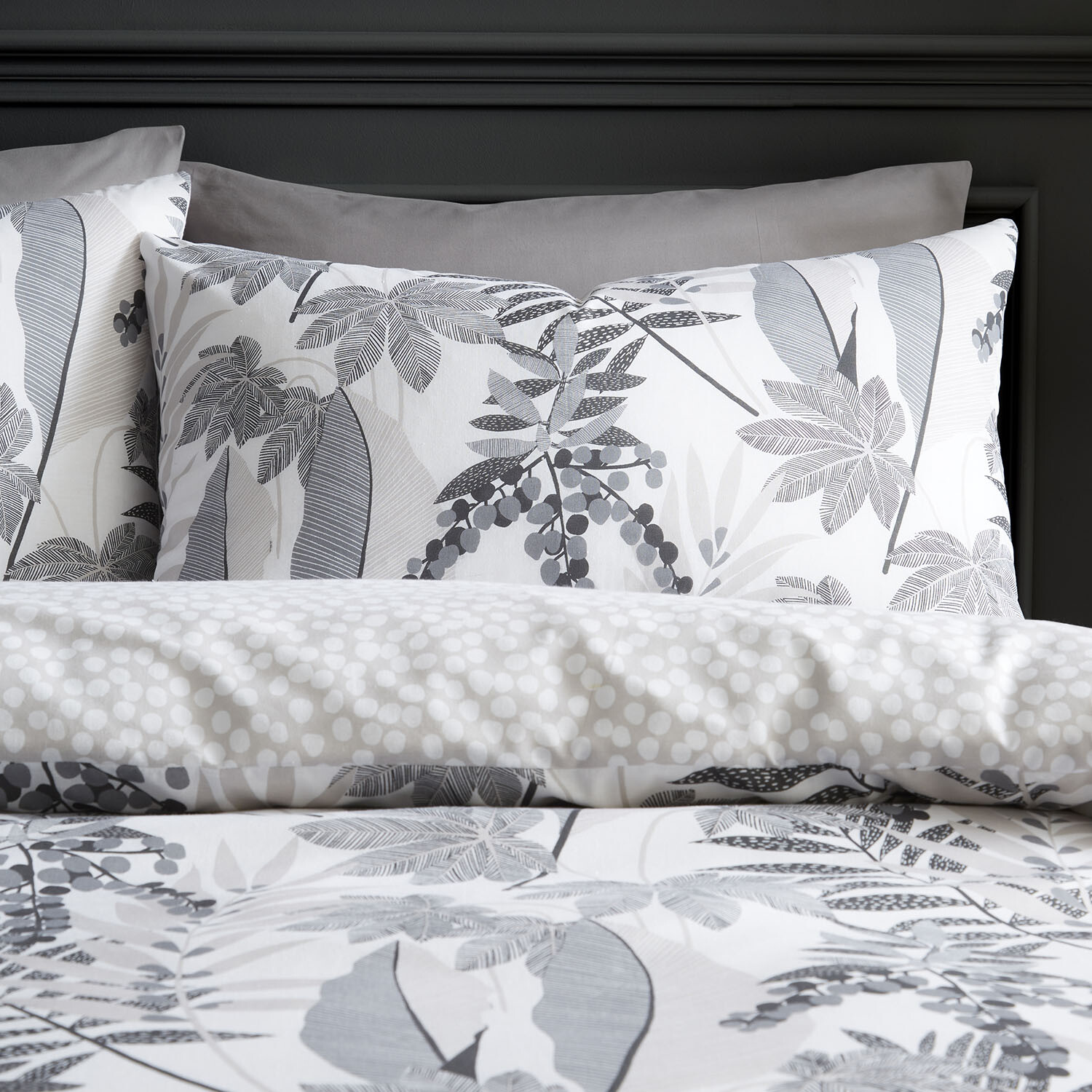 Attalea Duvet Set - Monochrome / Double Image 3