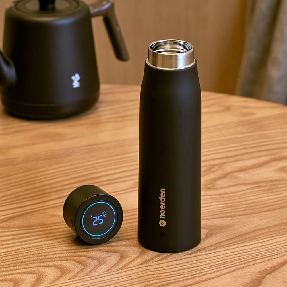 Noerden Liz Plus Black Smart Water Bottle Image 3