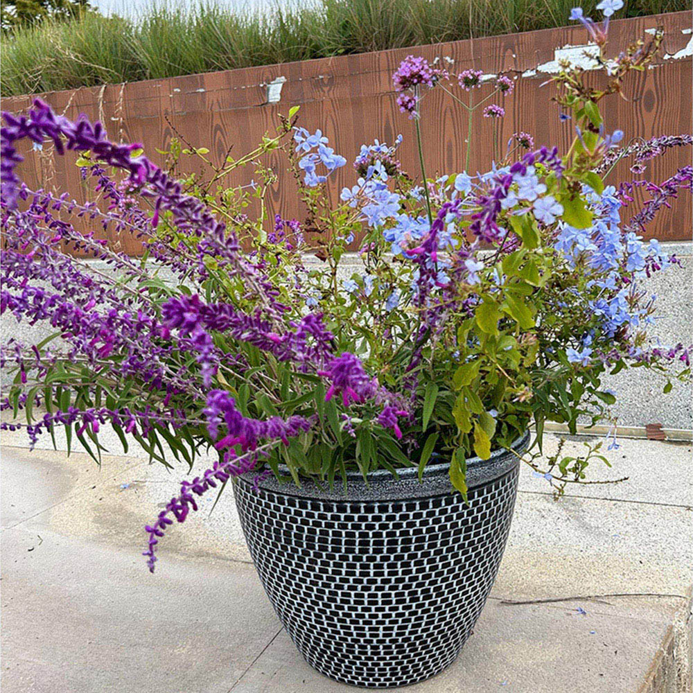 Gr8 Garden Cromarty White Plastic Round Plant Pot 36cm 2 Pack Image 2