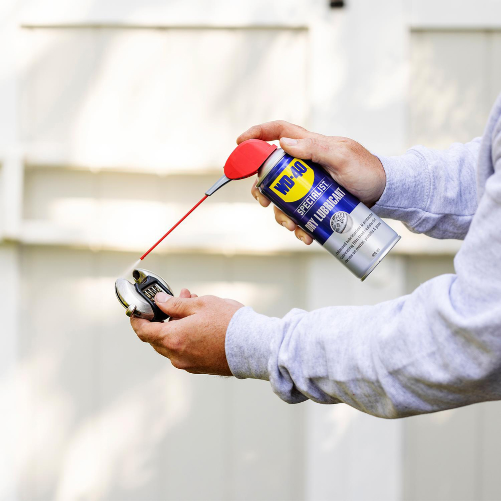 WD-40 Specialist Anti-Friction Corrosion Protection Dry Lubricant Spray 400ml Image 4