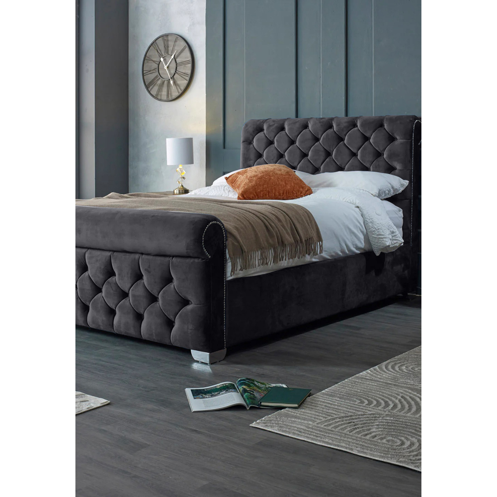 Eleganza Home Veneta Super King Size Steel Plush Velvet Bed Frame with Chesterfield Headboard Image 3