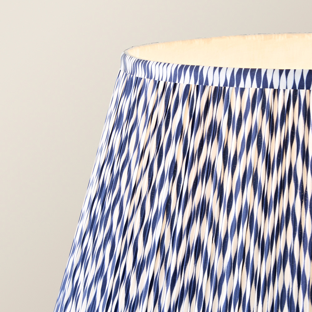 ValueLights Amara Blue Chevron Pleated Shade Navy Twist Floor Lamp with Bulb Image 4