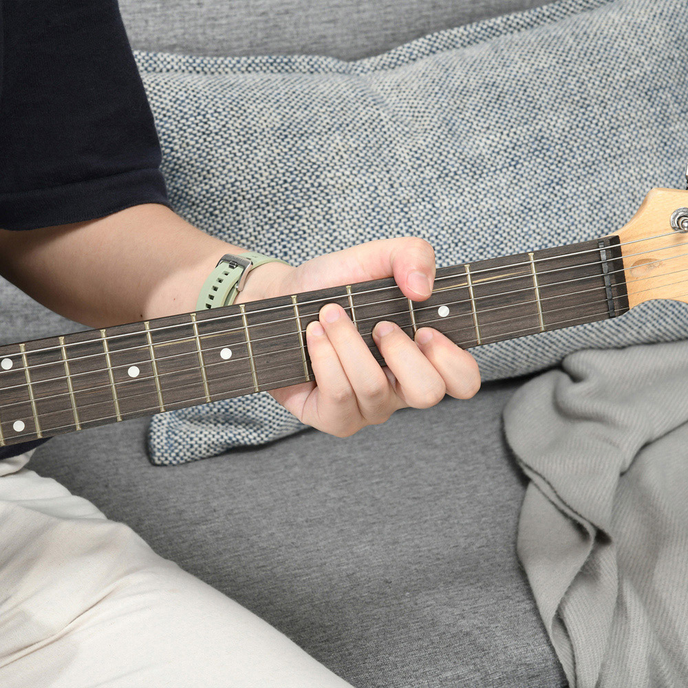 SPORTNOW 6 String Beginner Electric Guitar Set Image 4