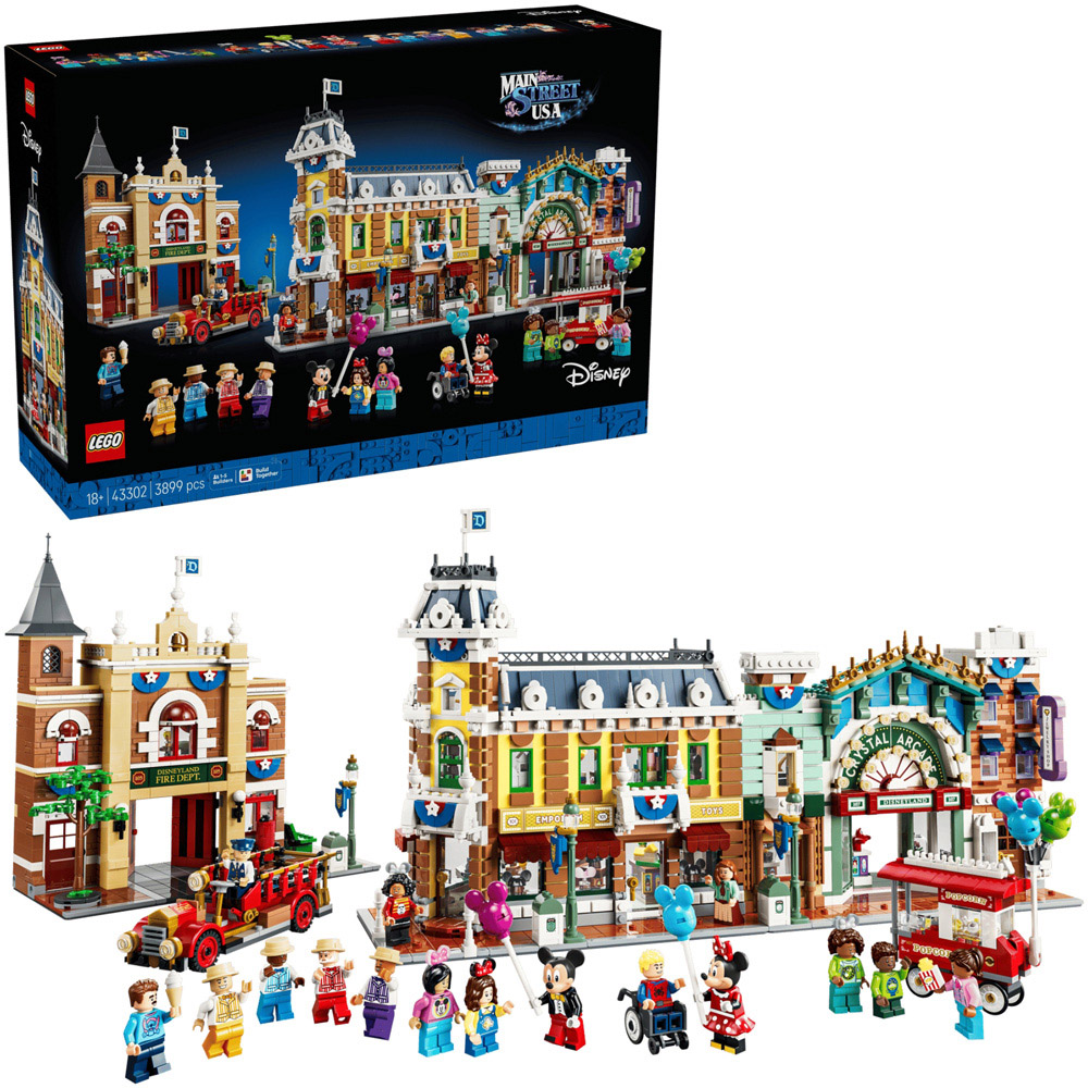 LEGO Disney 43302 Main Street U.S.A. Set 3899 Piece Image 6