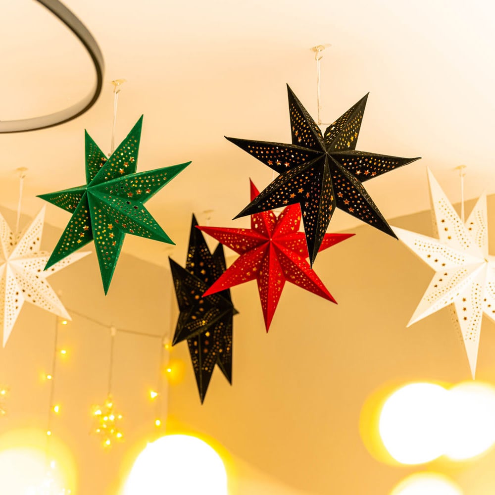 ValueLights Green Velvet Pin Up Plug In Paper Star Light 45cm Image 4