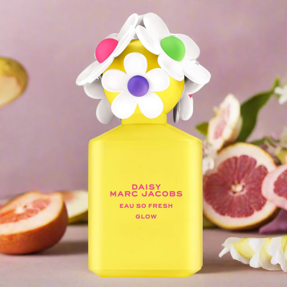 Marc Jacobs Daisy Eau So Fresh Glow Eau de Toilette Spray 75ml Image 2