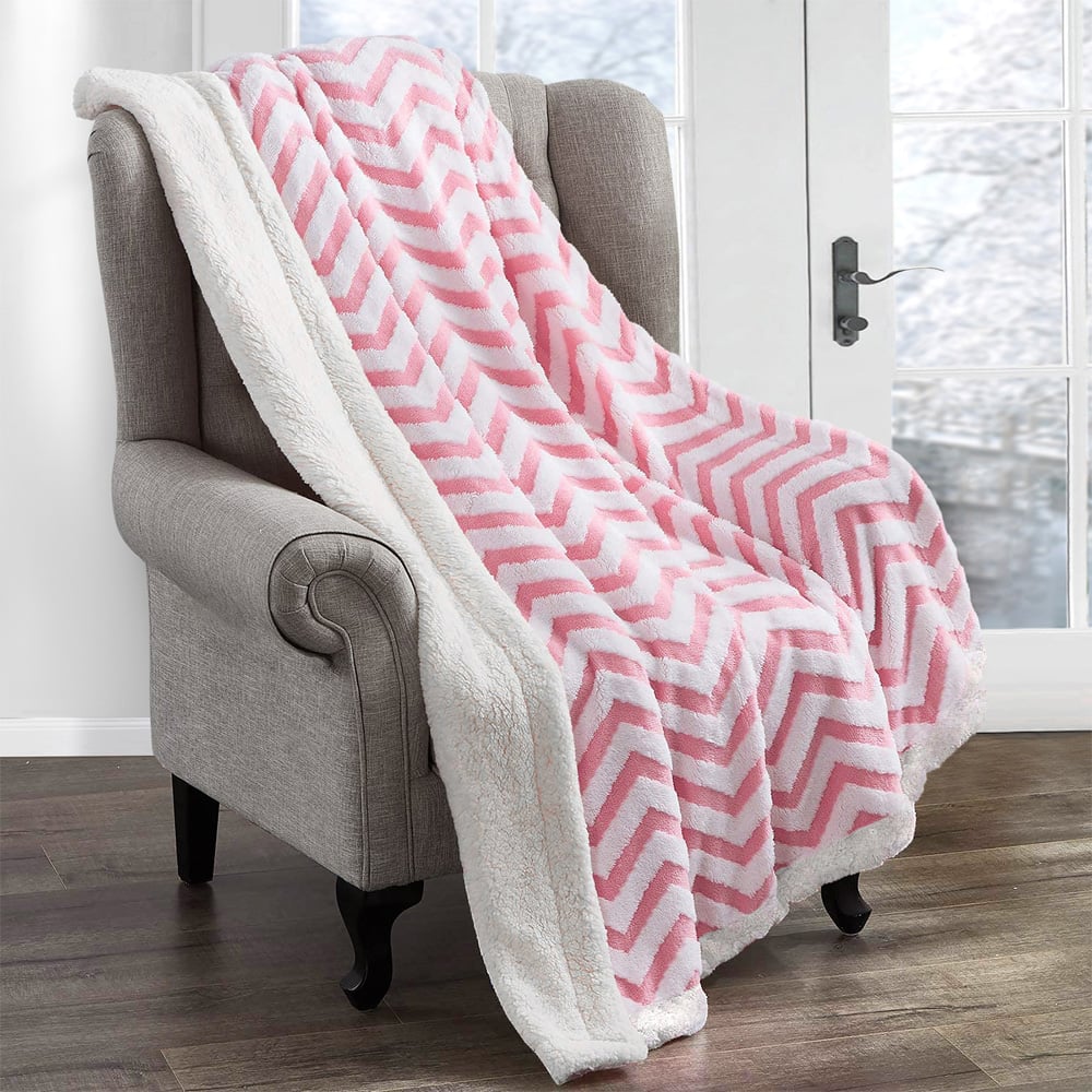 Velosso Pink Chevron Sherpa Throw 100 x 150cm Image 2