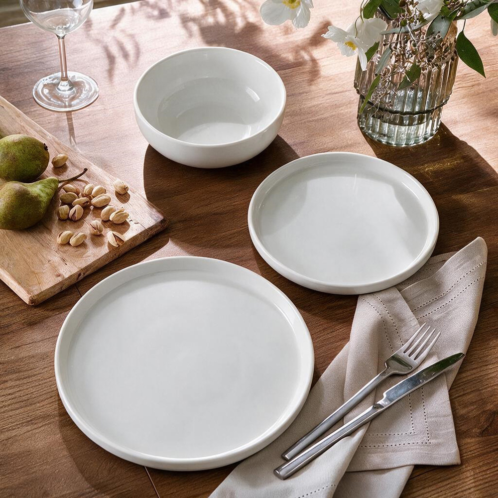 Waterside White Lipped 12 Piece Dinner Set Image 3