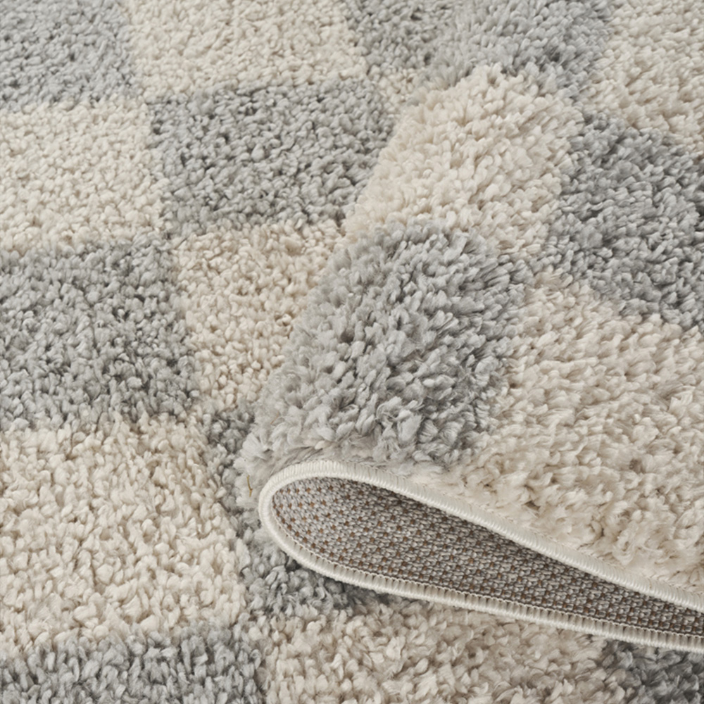 Desire Rugs Chester Grey Shaggy Checkered Rug 160 x 230cm Image 4