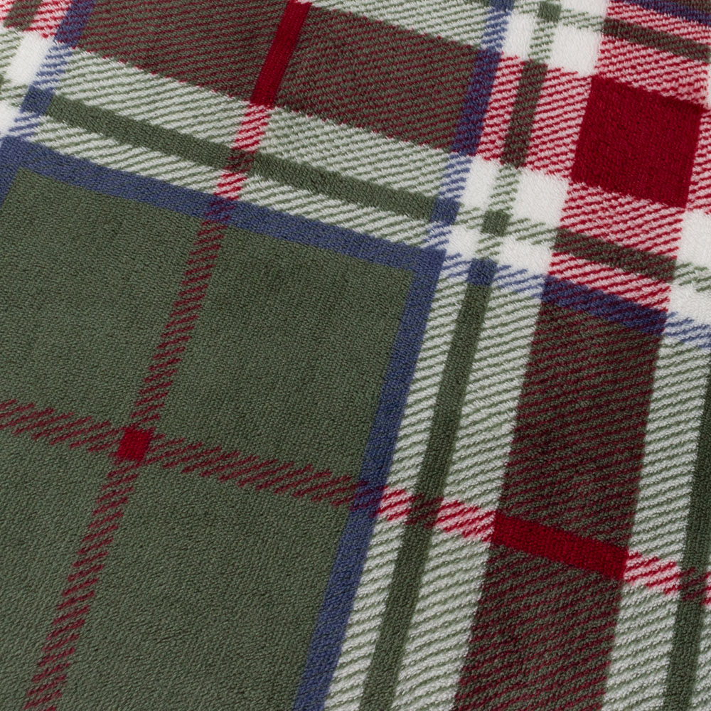 Wylder Nature Braemar Berry and Pine Sherpa Tartan Fleece Reversible Throw 140 x 180cm Image 5
