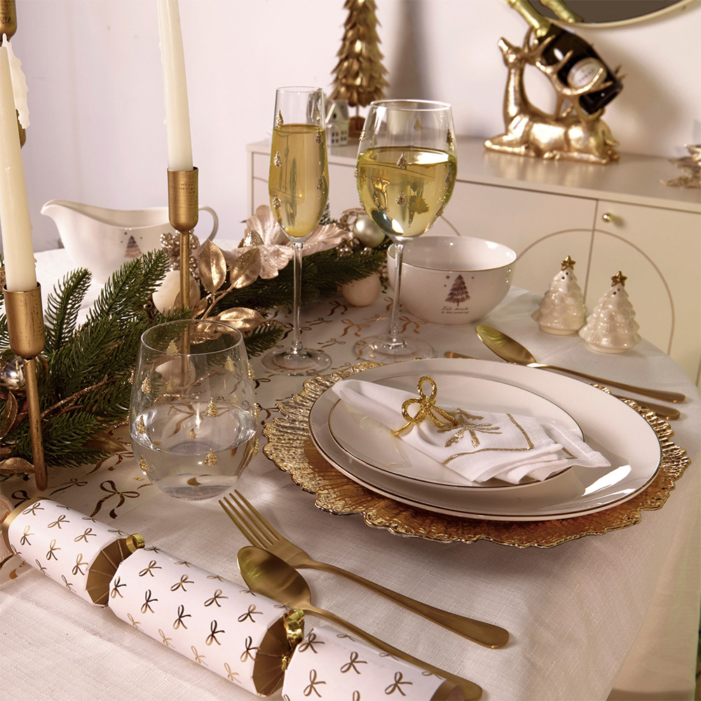 12 Piece Gold Spruce Dinnerware Set Image 3