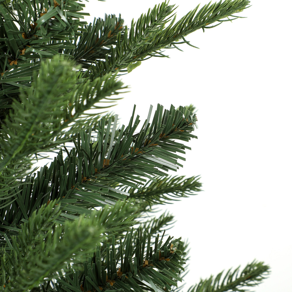 HOMCOM Green Artificial Christmas Tree with 2719 Branch Tips and Solid Pine Wood Stand 7ft Image 4