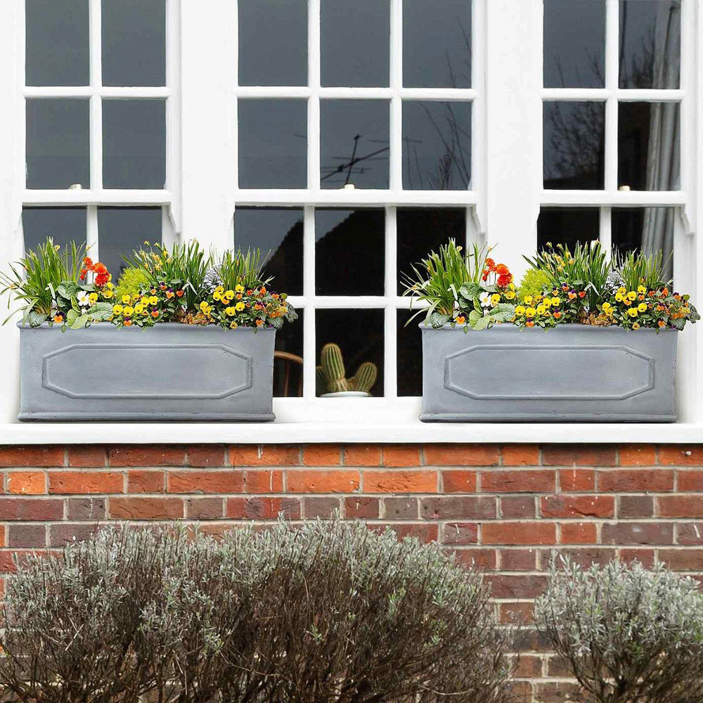 wilko Chelsea Faux Lead Light Stone Trough Outdoor Planter 22cm Image 4