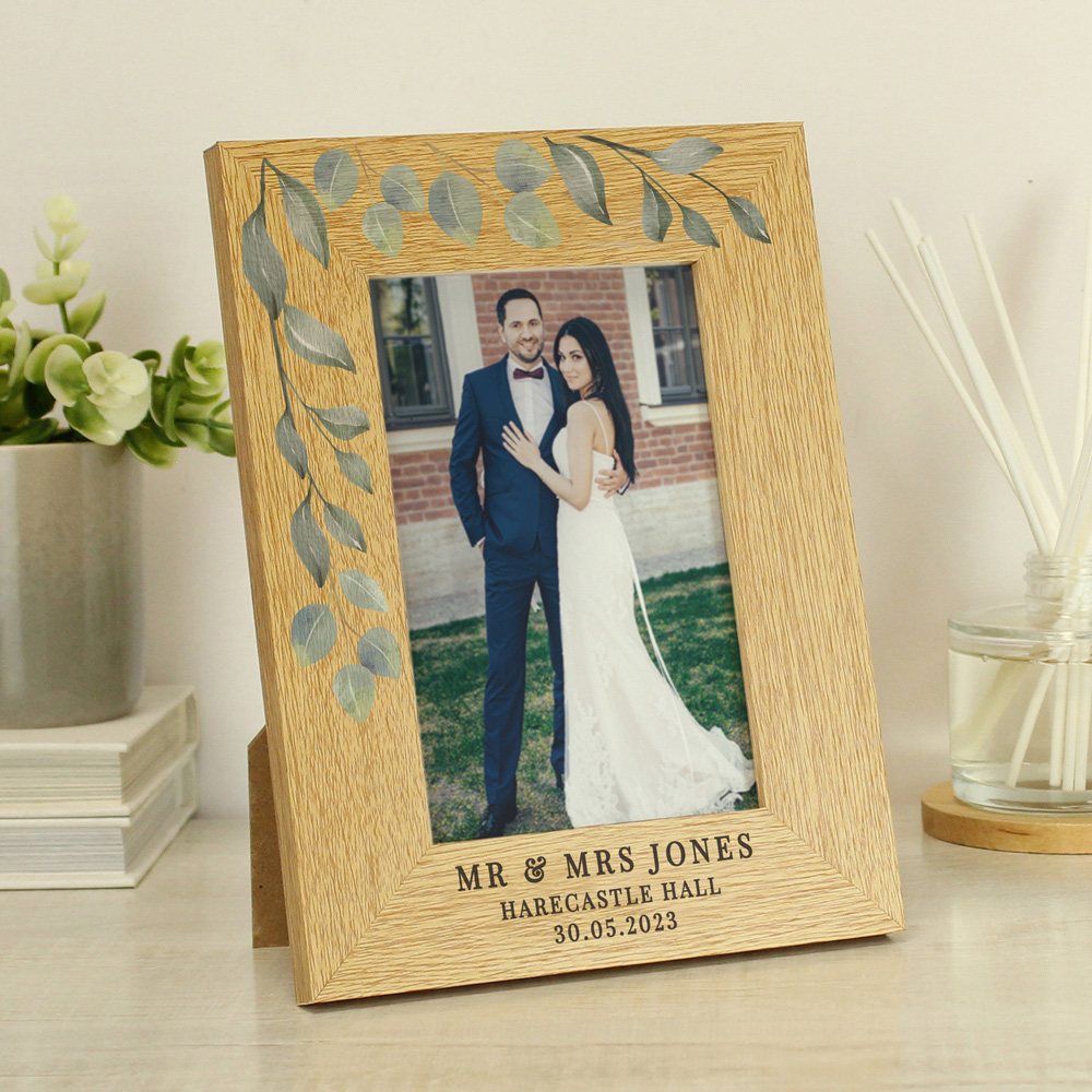 Personalised Memento Botanical Oak Finish Personalised Photo Frame 6 x 4 inch Image 3