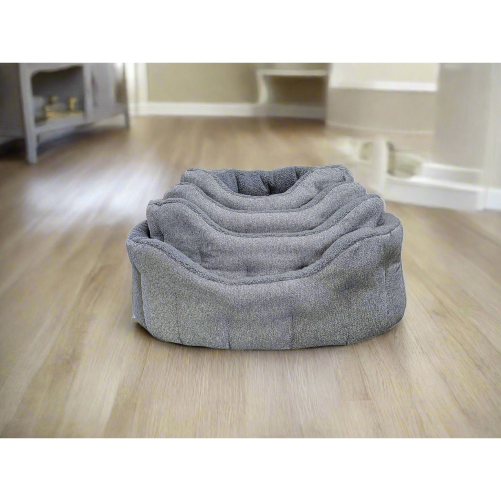 P&L Large Grey Premium Orkney Tweed Fabric Drop Fronted Softee Oval Lined Pet Bed Image 4