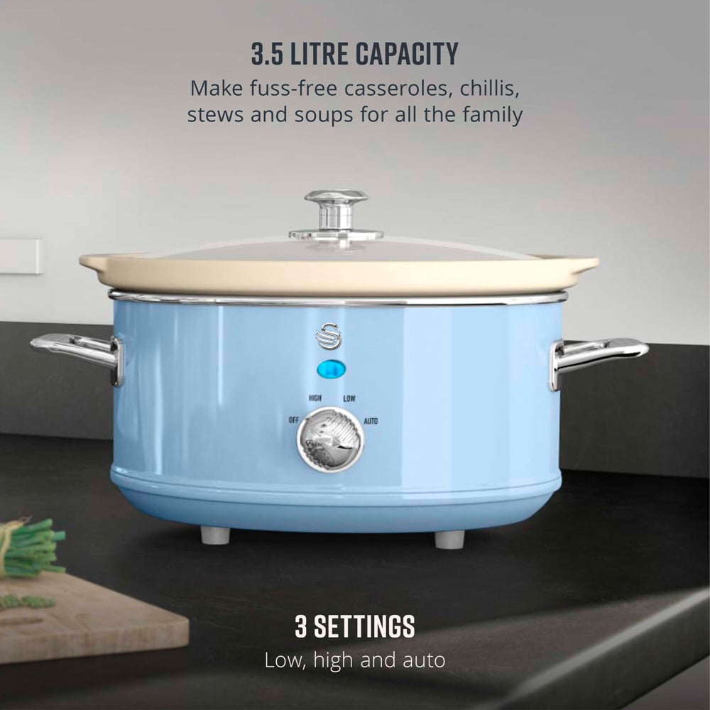 Swan Retro Blue 3.5L Slow Cooker Image 8