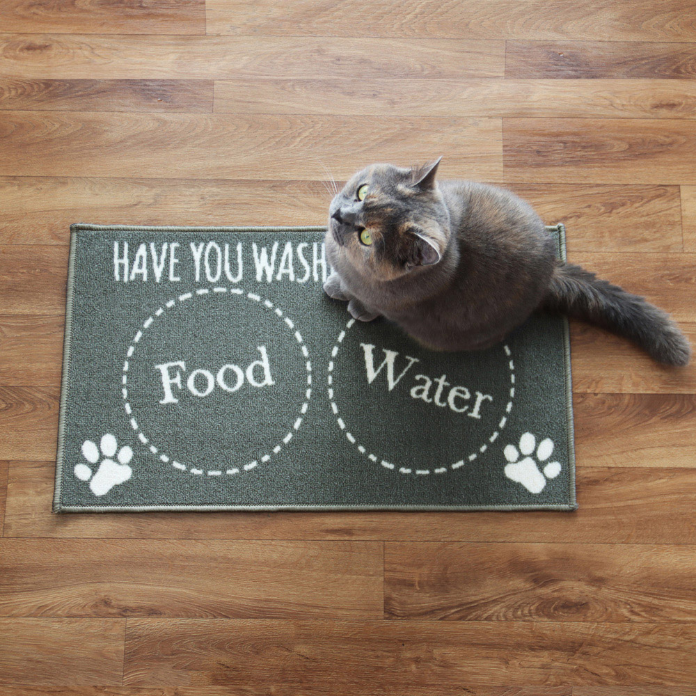 JVL Dinnertime Pet Mat 40 x 70cm Image 2