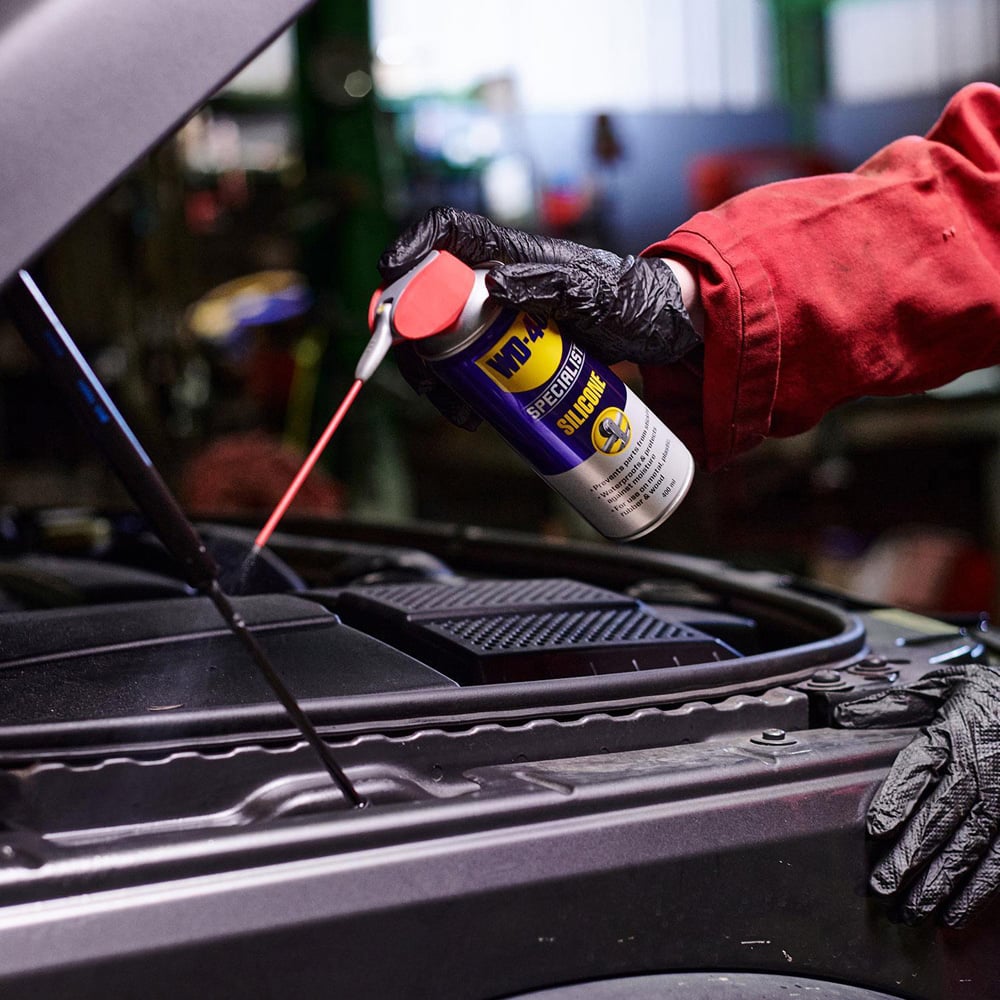 WD-40 Specialist All-Weather Protection Silicone Lubricant Spray 400ml Image 5