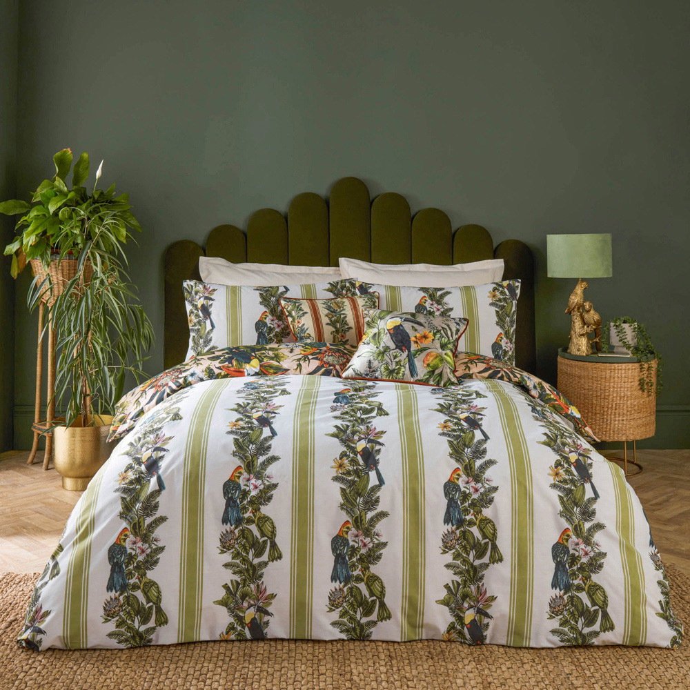 furn. Leilani Super King Size Multicolour Printed Floral Duvet Set Image 4
