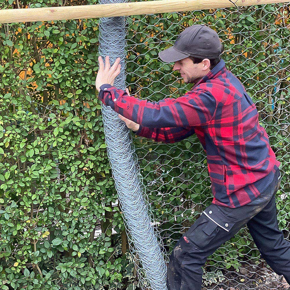 Inspirational Gifting 50mm Galvanised Wire Mesh Chicken Fencing Roll 180 x 50m Image 3