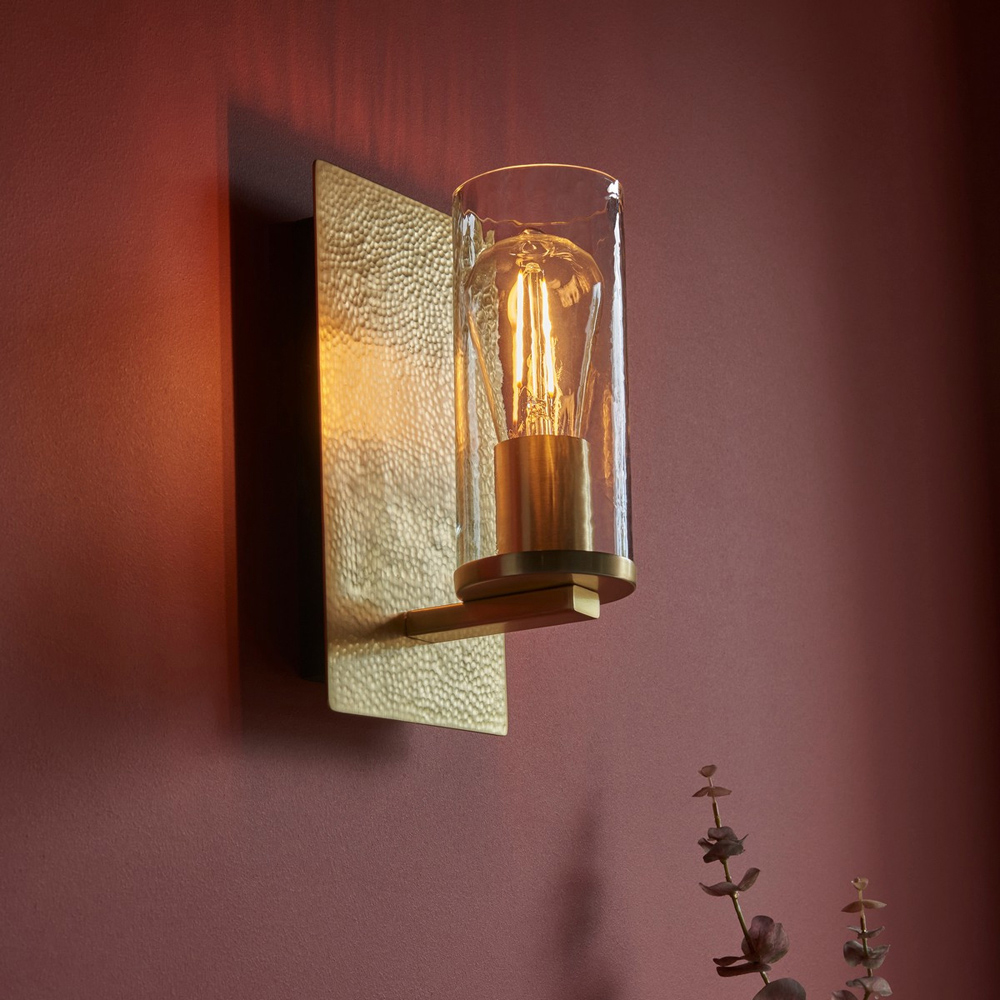 Merano Palermo Hammered Brass Plate with Textured Clear Glass Wall Lamp Image 7