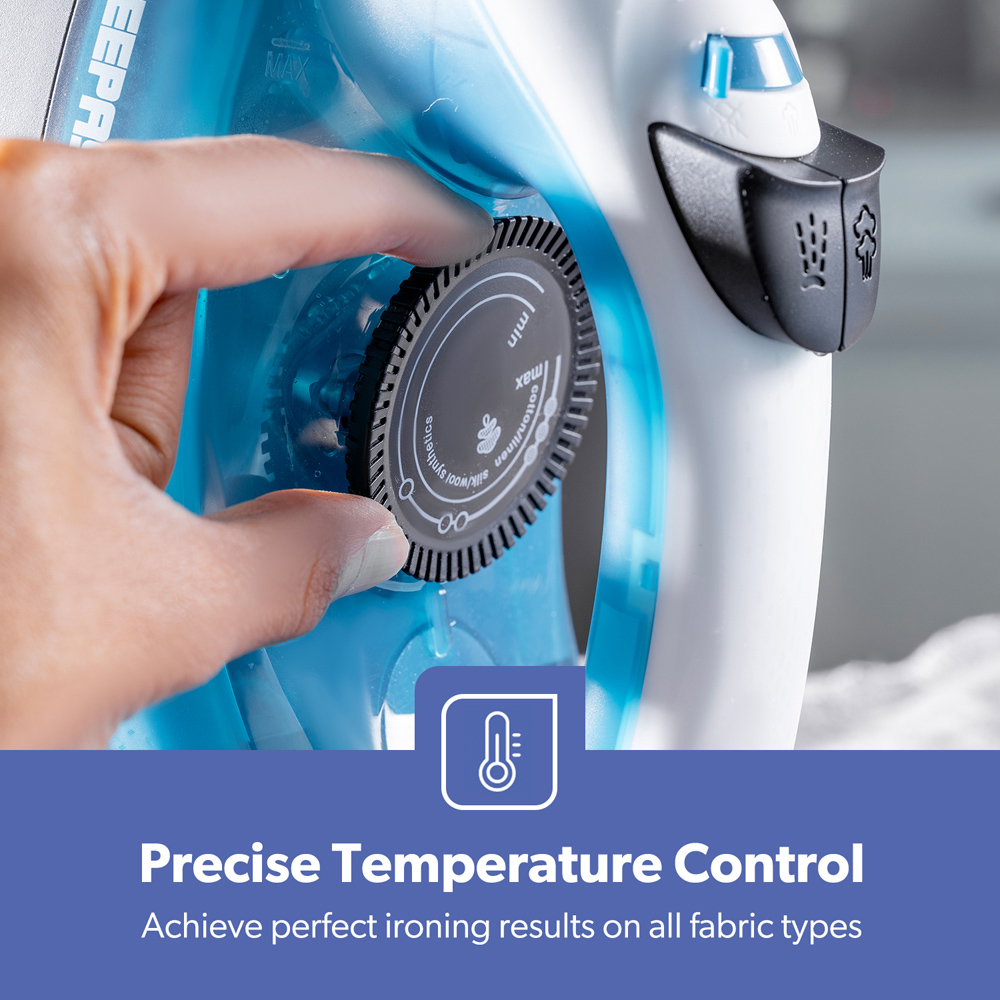 Geepas GSI7783UK-BL Blue Fast Heat Up Steam Iron 1800W Image 4