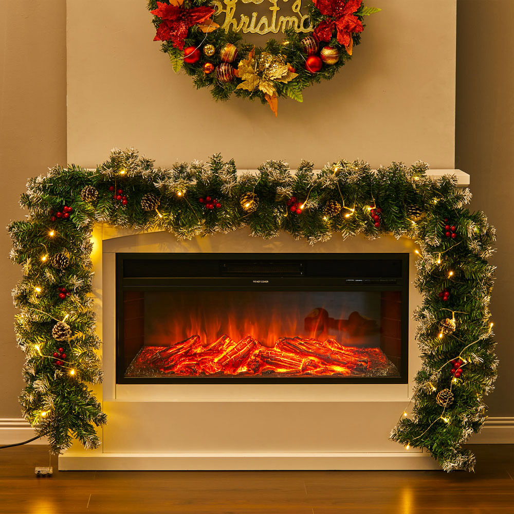 Living and Home Pre Lit Christmas Garland with Berries and Pinecone 270cm Image 2