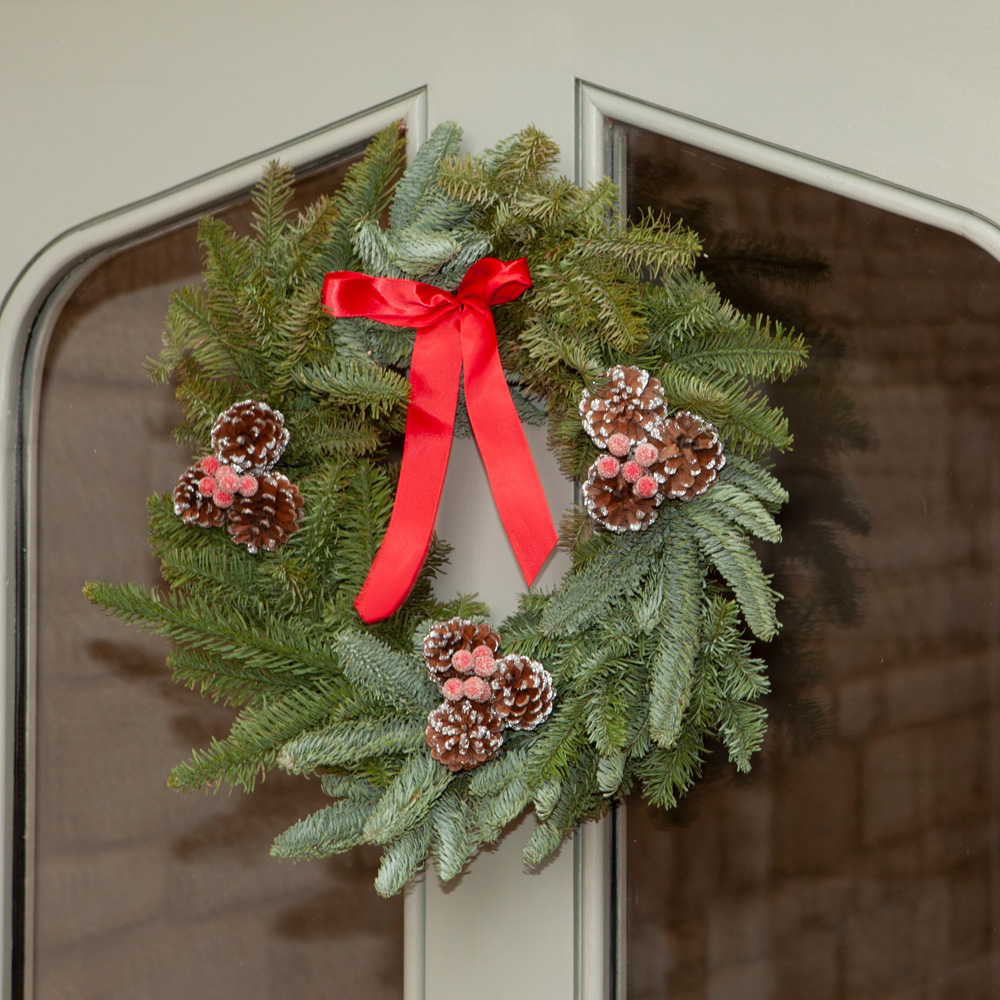 wilko Wreath Garland and Potted Norway Spruce Christmas in a Box Pack Image 5