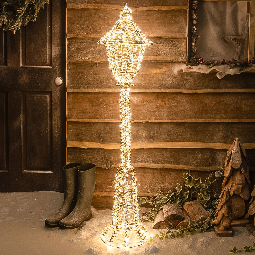 The Christmas Centre 720 Warm White LED Micro Lights Pre-Lit Gold Laser Lit Lamp Post 150cm Image 1