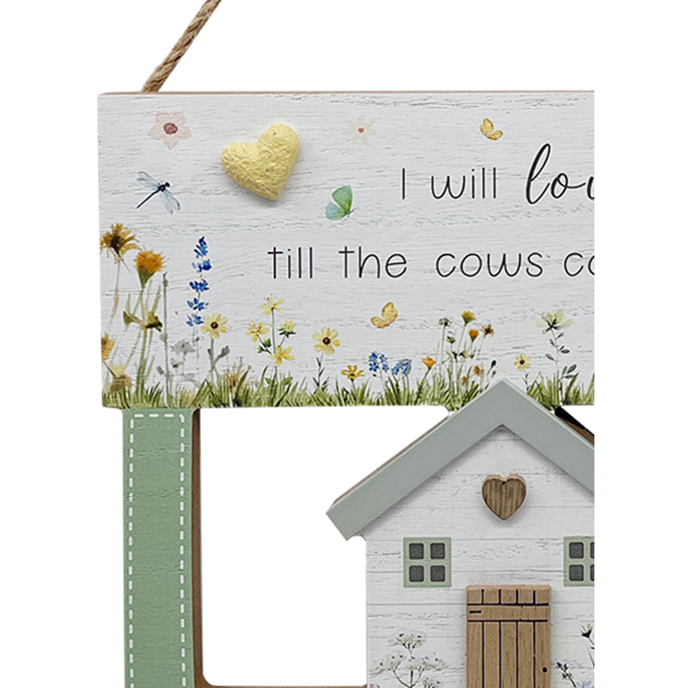 Highland Cow Hanging Love Sign Image 4