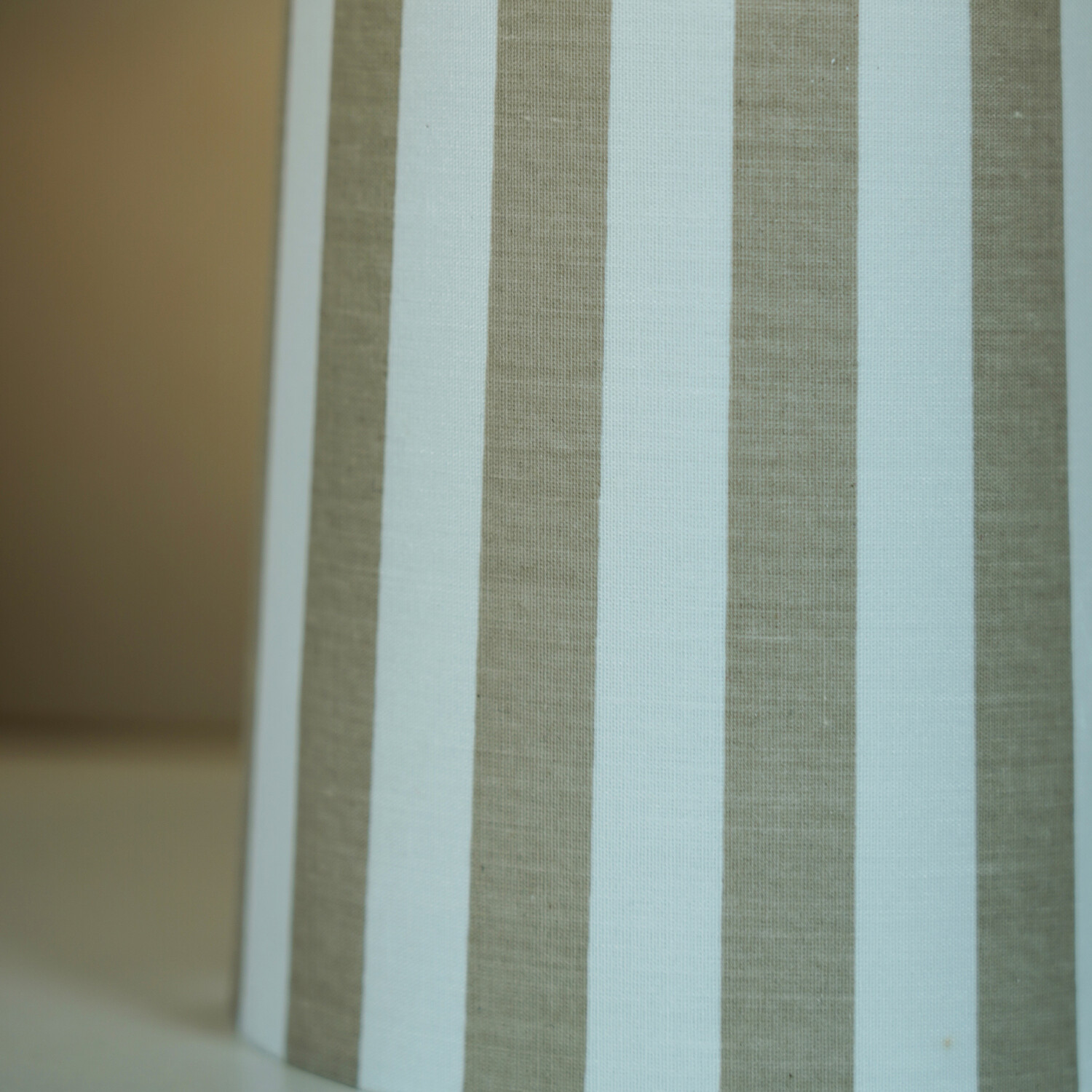 Stripe Table Lamp Natural Image 5