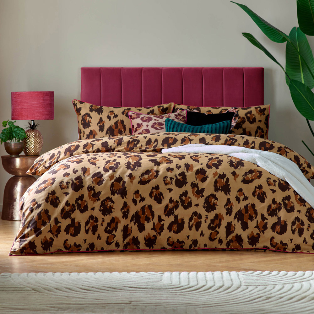 furn. True Super King Size Multicolour Leopard Printed Duvet Set Image 1