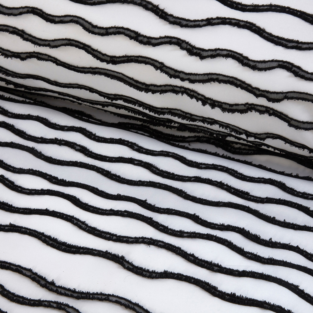 Marina Tufted Duvet Set Black King Image 4