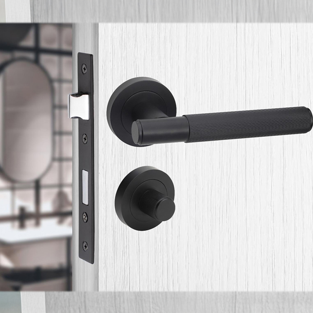 Golden Grace Matt Black Straight T-Bar Linear Door Handle Set Image 2