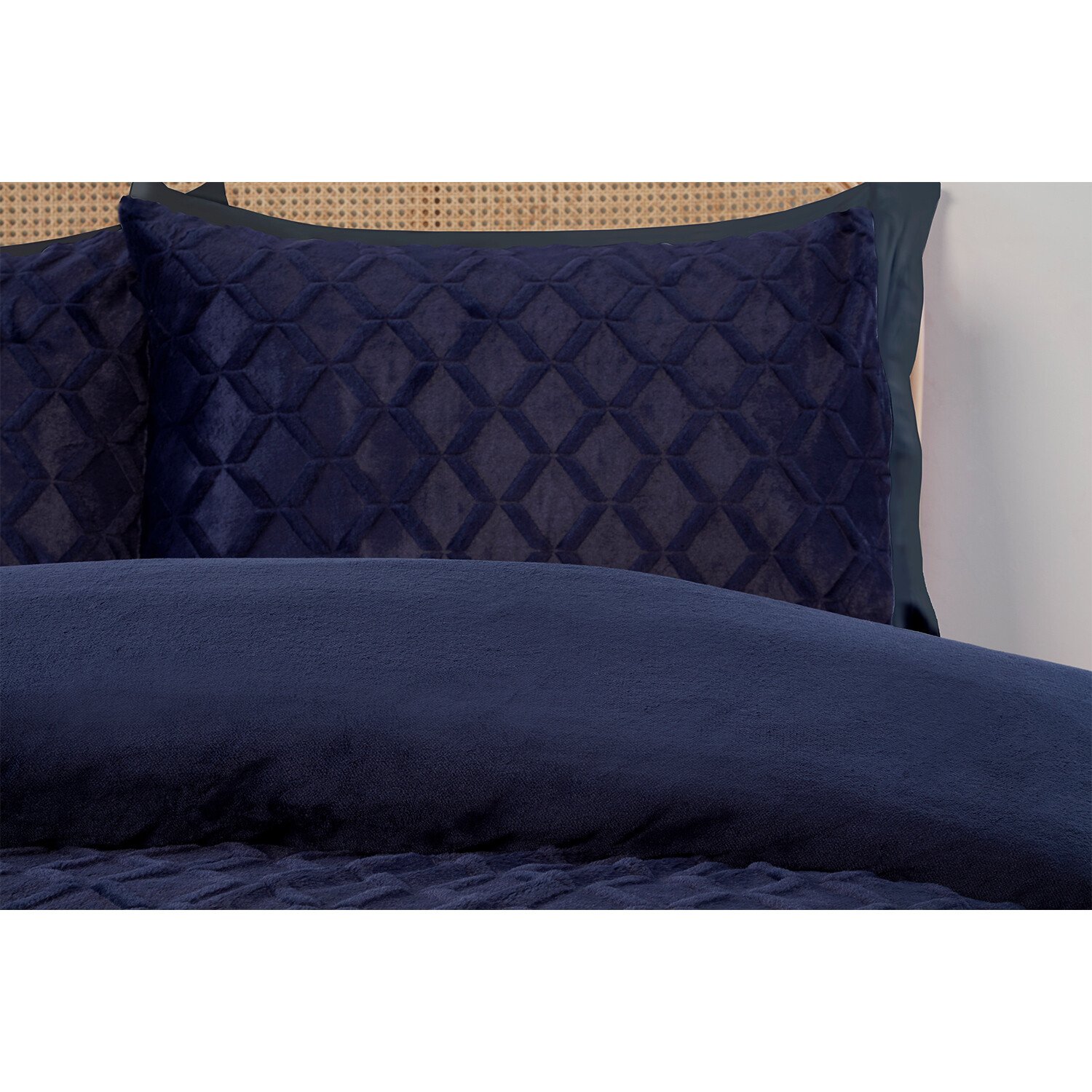 Geo Faux Fur Duvet Set - Navy / Double Image 2