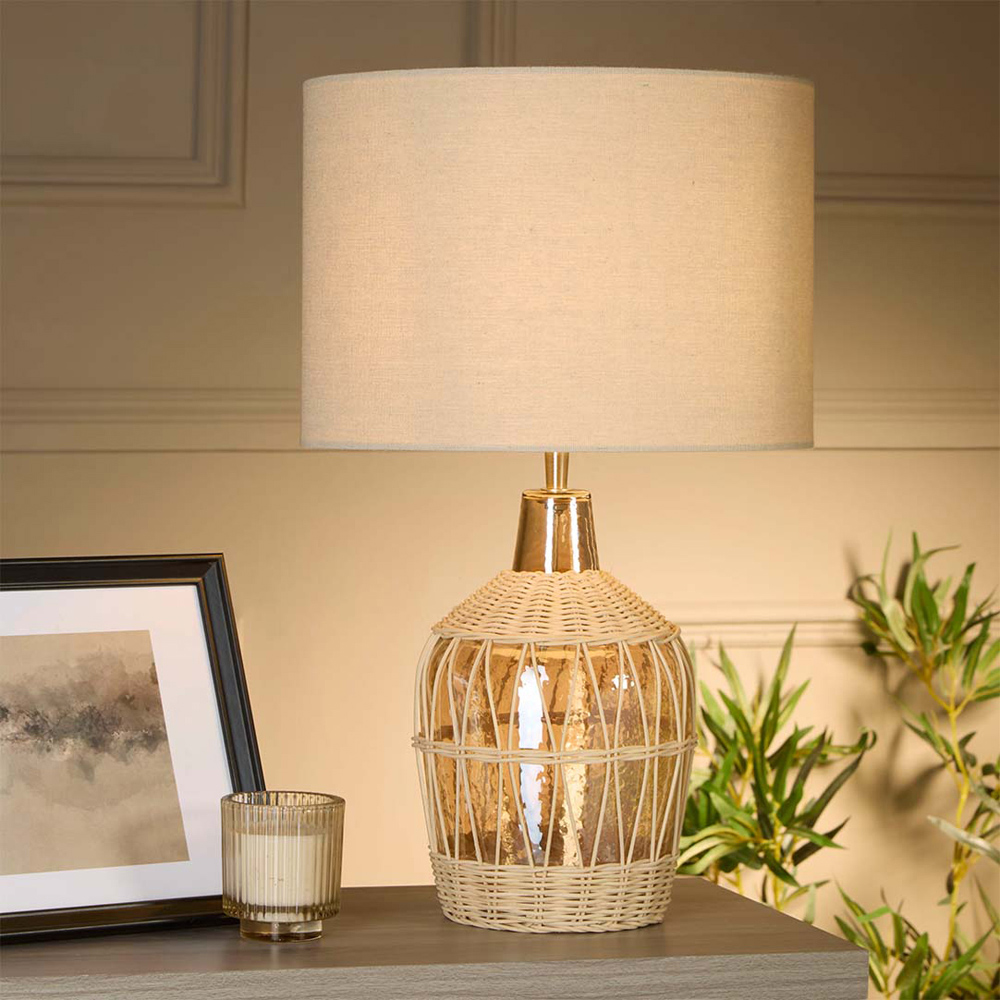 Lighting Collection Beach Rattan and Glass Table Lamp Image 2
