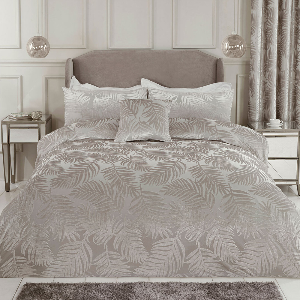 Divante Yasmin King Size Ivory Duvet Set Image 1