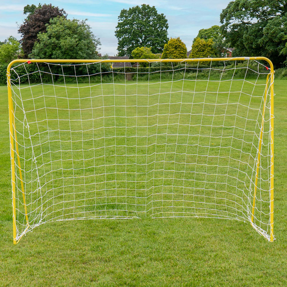 Kickmaster Ultimate Football Challenge Set Image 9