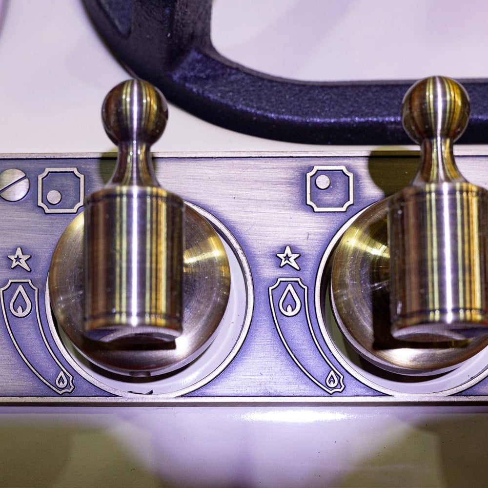 Kaiser Empire Ivory Glass Turbo Gas Hob 60cm Image 3