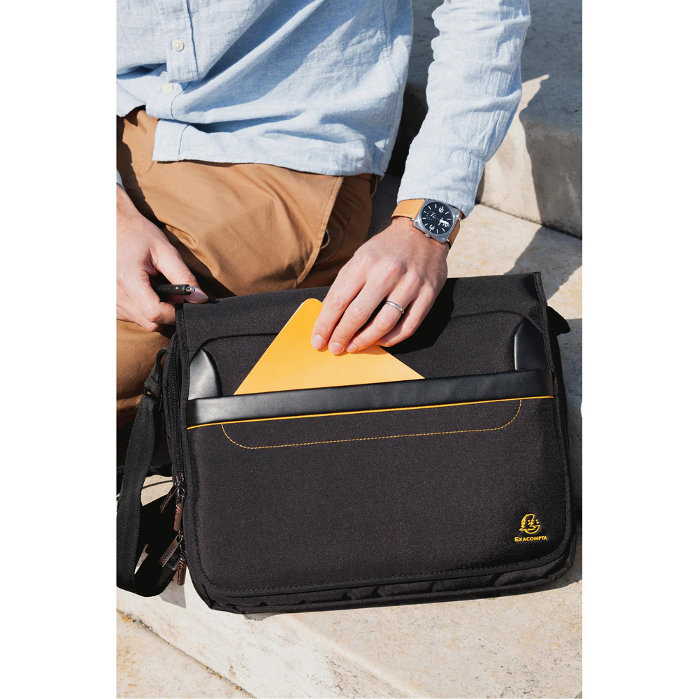 Exacompta Exactive 14 inch Black Lightweight Padded Laptop Messenger Bag Image 6