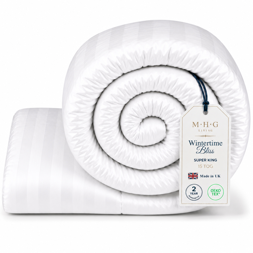MHG Living Super King Size White Striped Extra Warm Winter Hollowfibre Duvet 15 Tog Image 3