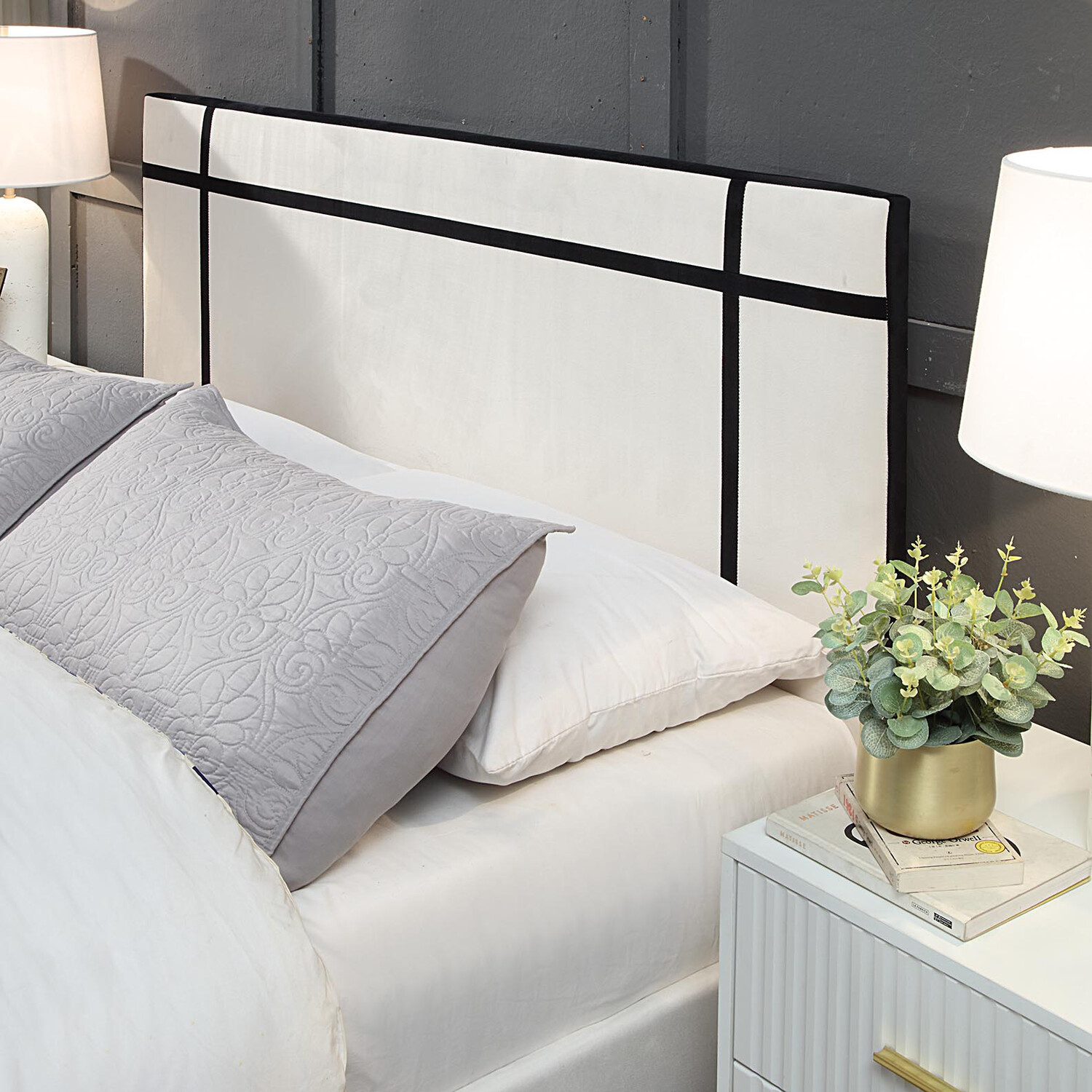 Quinn Double Bed Cream and Black Image 10