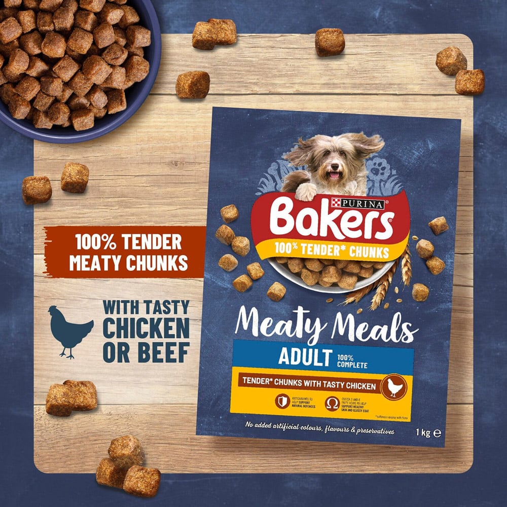 Bakers Meaty Meals Beef and Country Vegetables Dry Adult Dog Food 2.7kg Image 3
