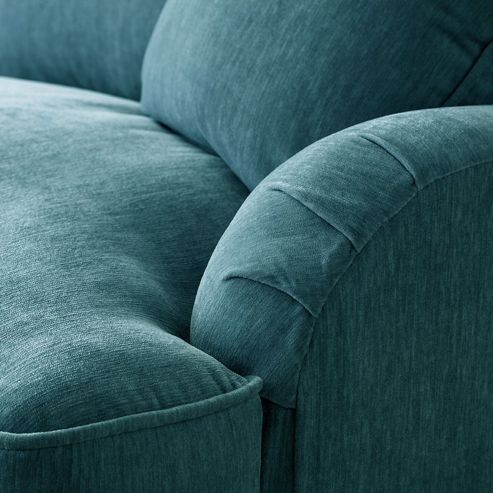 The Vienna 2 Seater Emerald Sofa Image 4