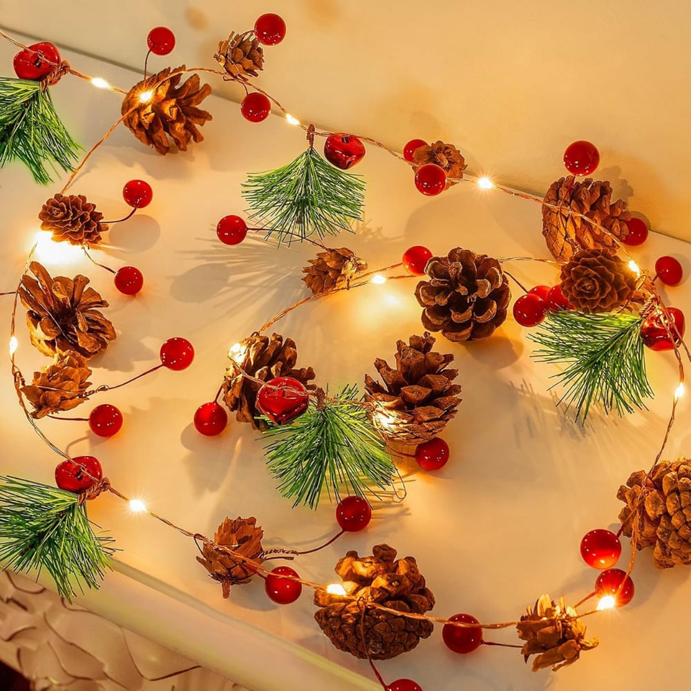 Marco Paul 20 Warm White LED Light Up Berry and Acorn Garland 2m Image 2