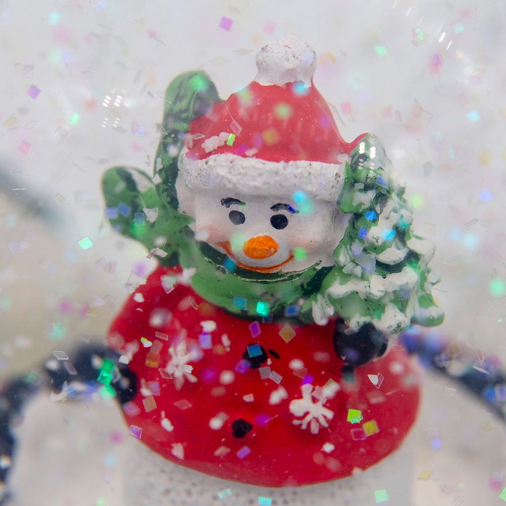 The Christmas Workshop Wind Up Musical Snowman Snow Globe Decoration Image 3