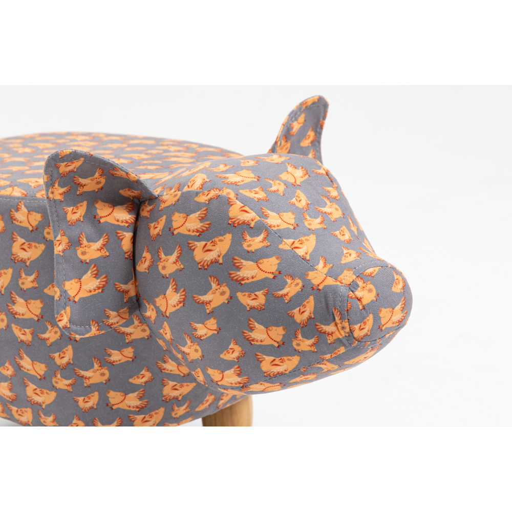 Gardeco Pigasus The Pigs Will Fly Footstool Image 5