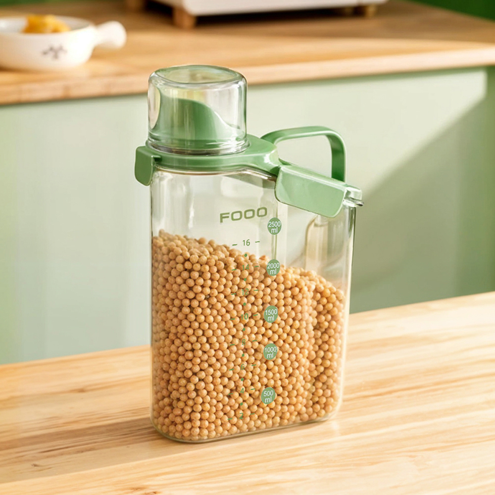 Living and Home Green and Clear Airtight Food Storage Container 2.8L Image 2