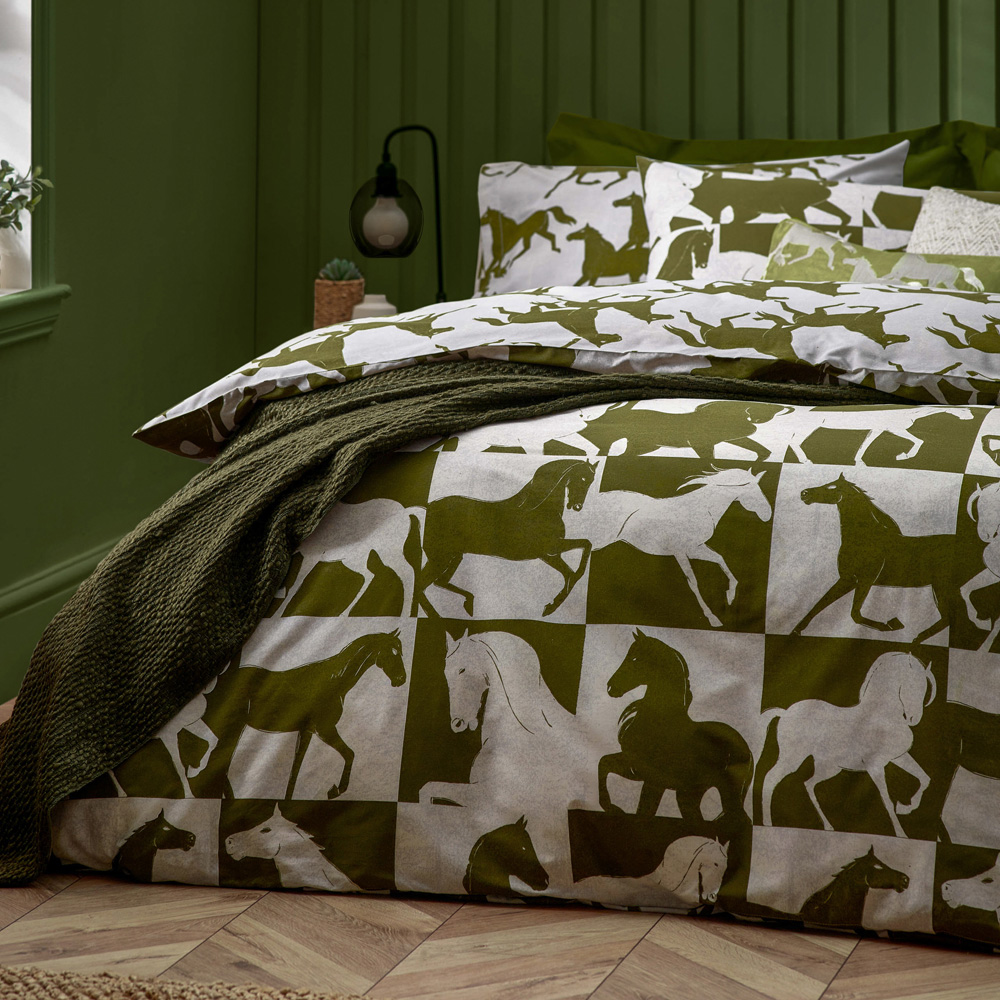 furn. Herve Single Olive Reversible Duvet Set Image 2