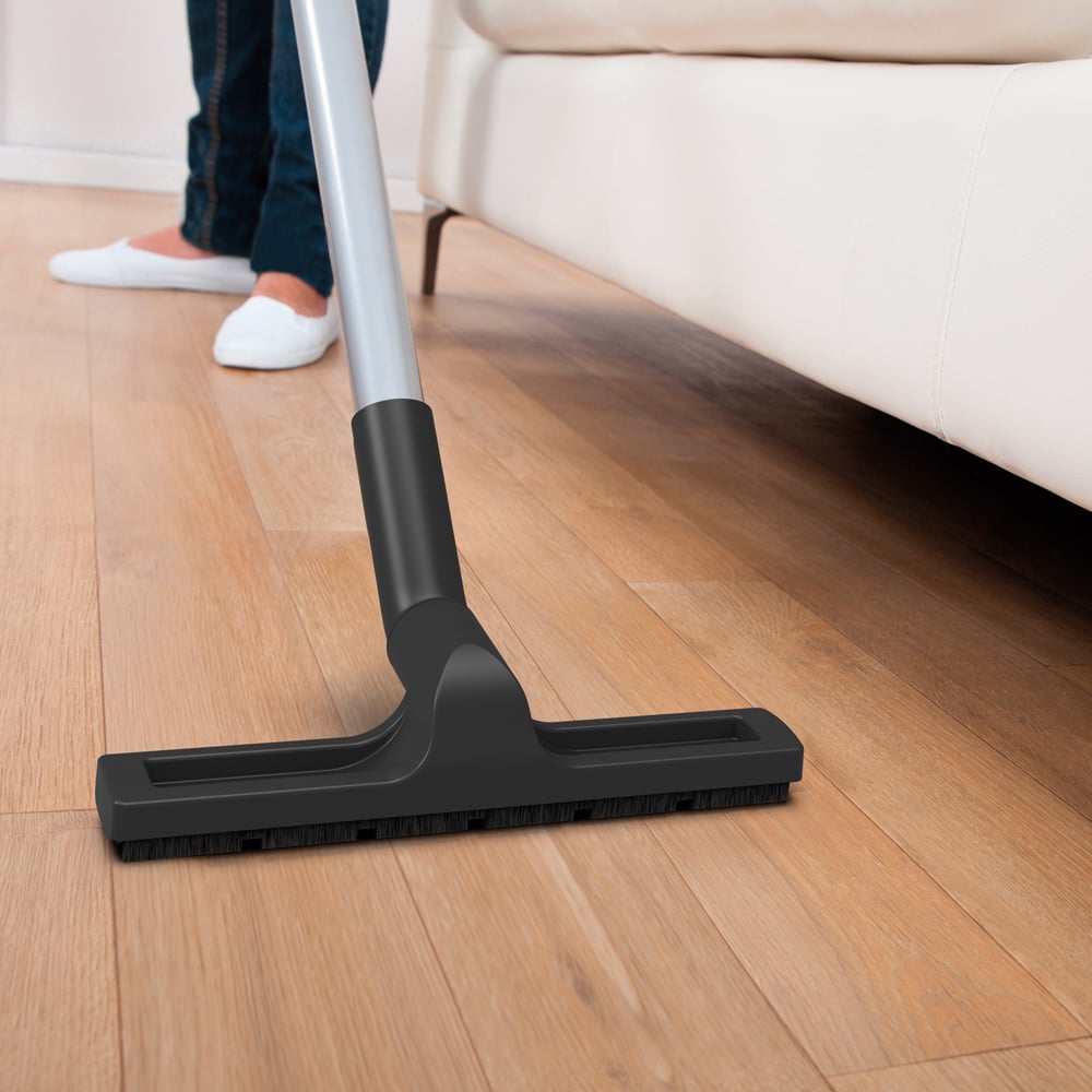 Henry Xtra Vacuum Cleaner Red Image 2